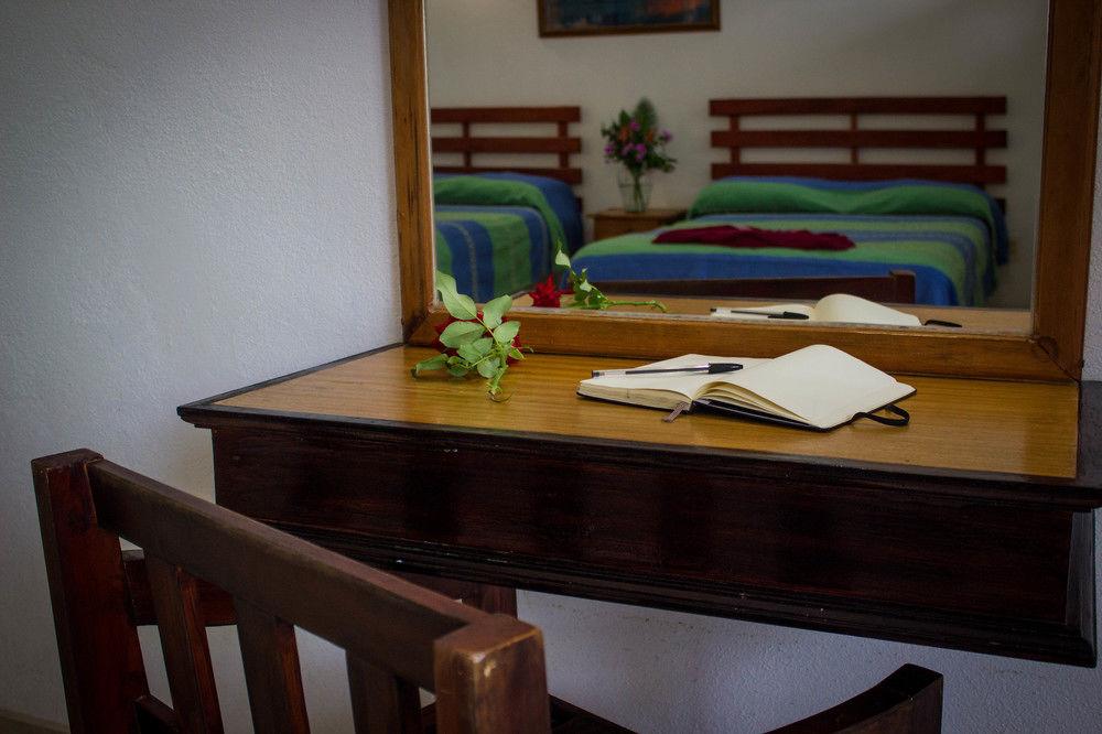 Hotel & Suites Punta Esmeralda Puerto Escondido  Extérieur photo