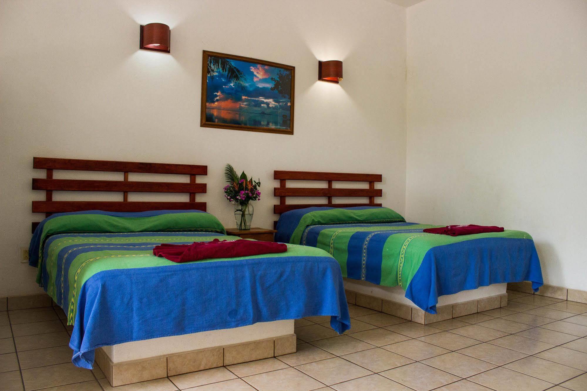 Hotel & Suites Punta Esmeralda Puerto Escondido  Extérieur photo