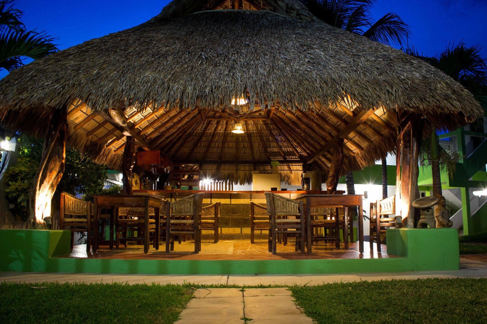Hotel & Suites Punta Esmeralda Puerto Escondido  Extérieur photo