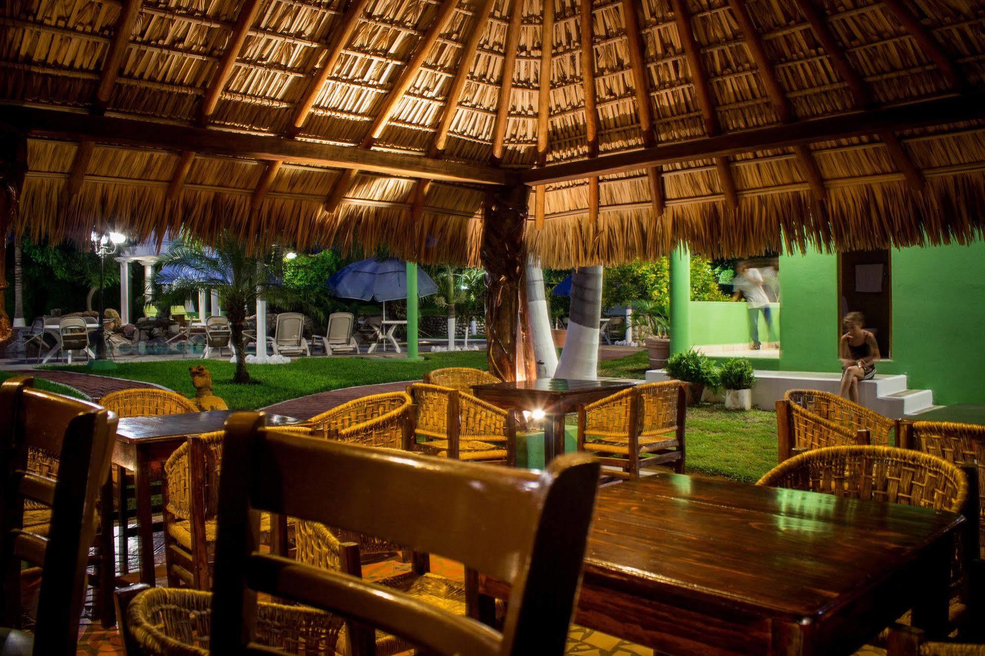 Hotel & Suites Punta Esmeralda Puerto Escondido  Extérieur photo